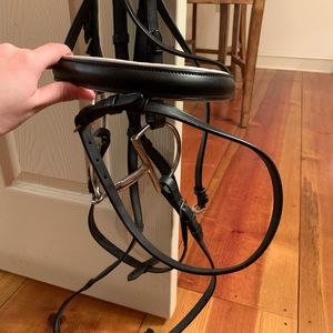 Dressage bridle